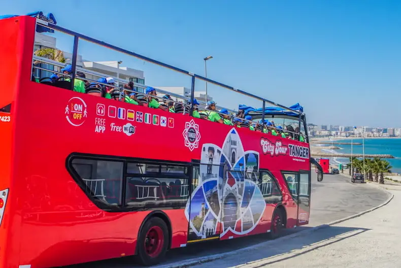 autobus tanger beach